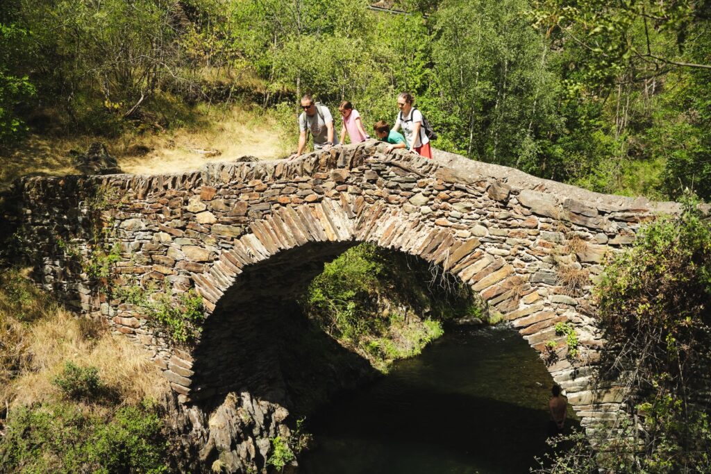 Ponts romànics de l'Alt Pirineu