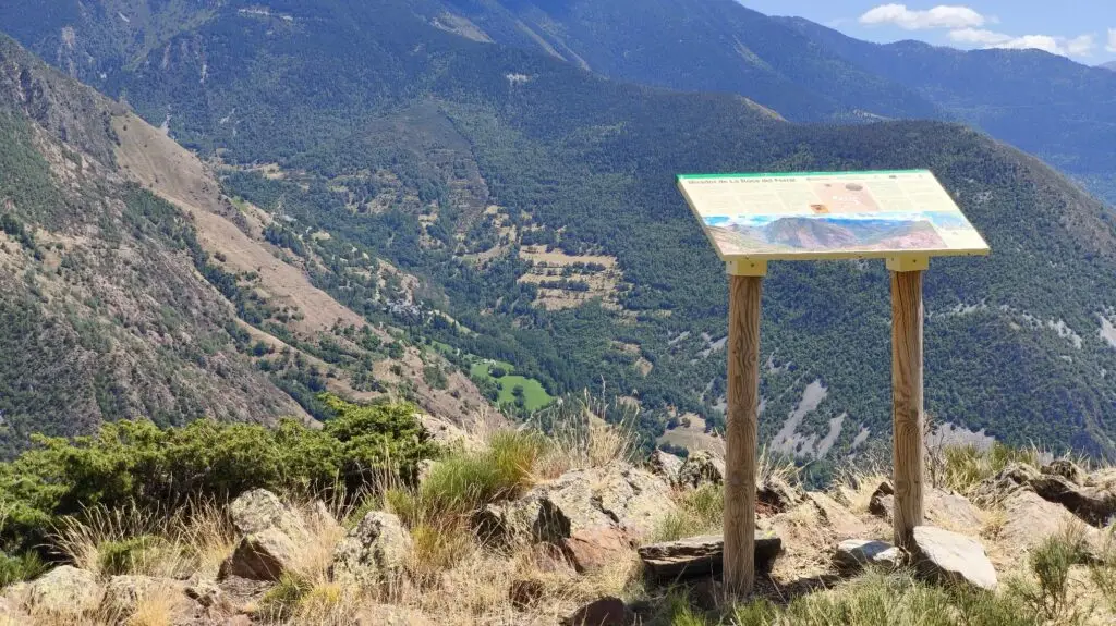 Vistes des del Mirador de la Roca del Ferral
