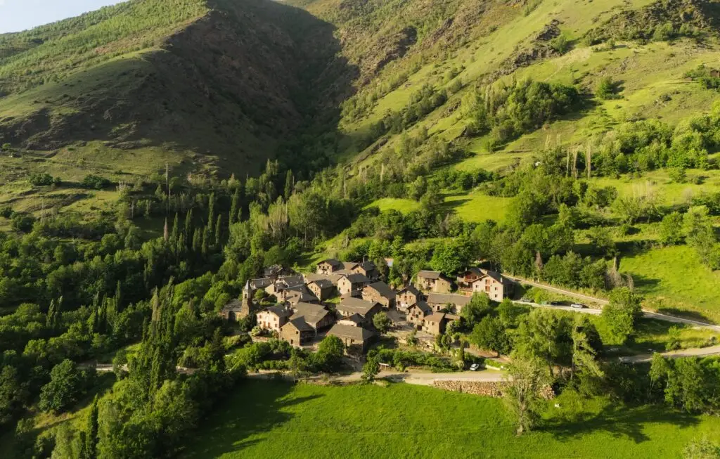 Poble de Boldís Jussà a l'Alt Pirineu